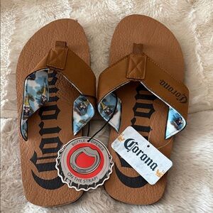 Corona Tan Flip Flops with Printed Straps men’s Sz 10